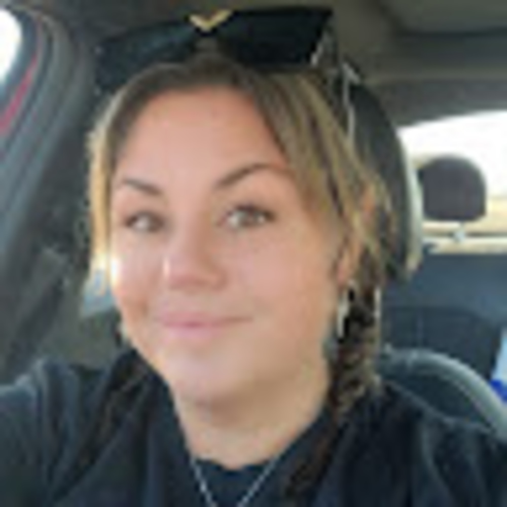Meet your Posher, Carla